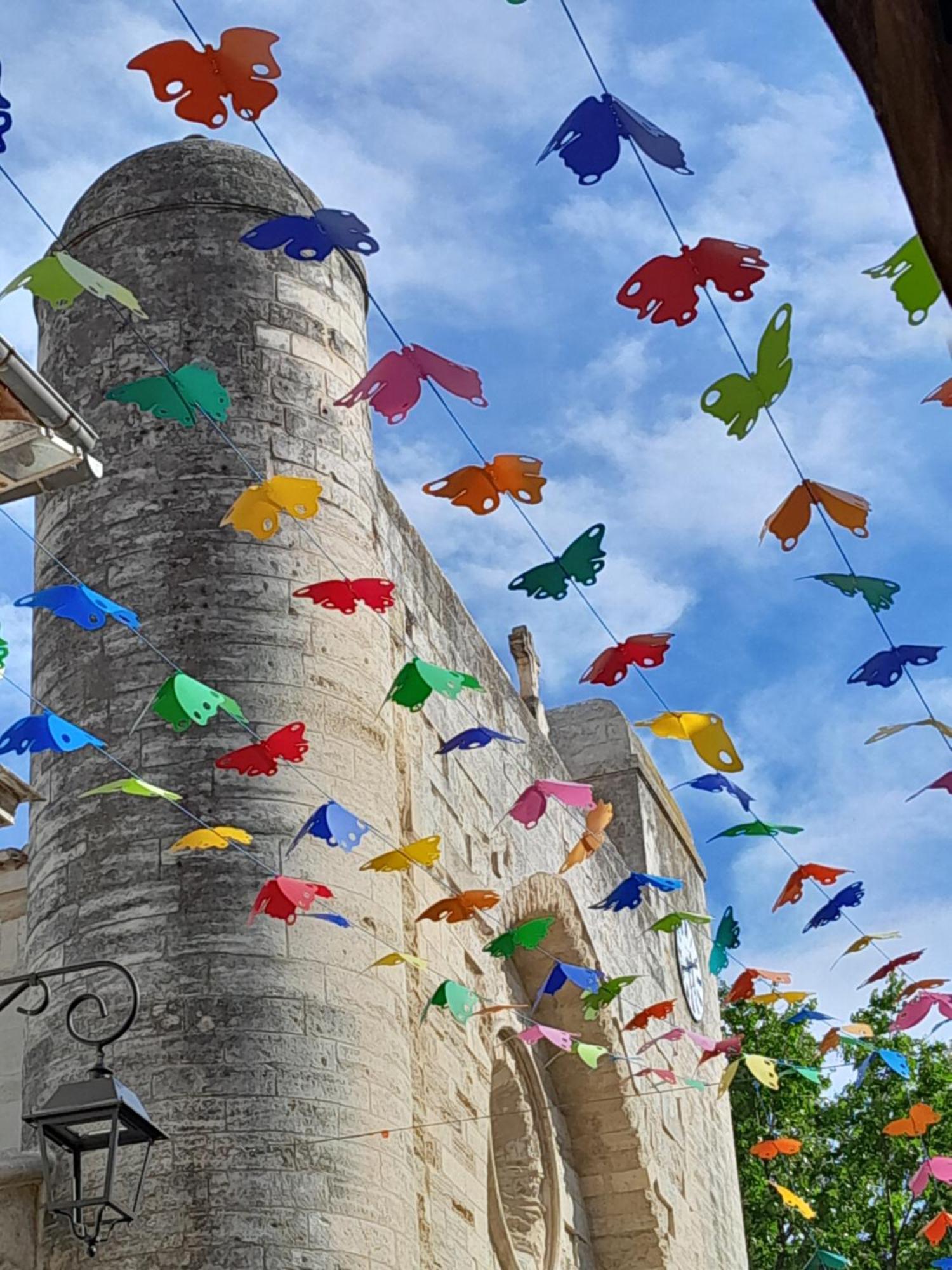 Le Petit Patio Bed & Breakfast Aigues-Mortes Dış mekan fotoğraf