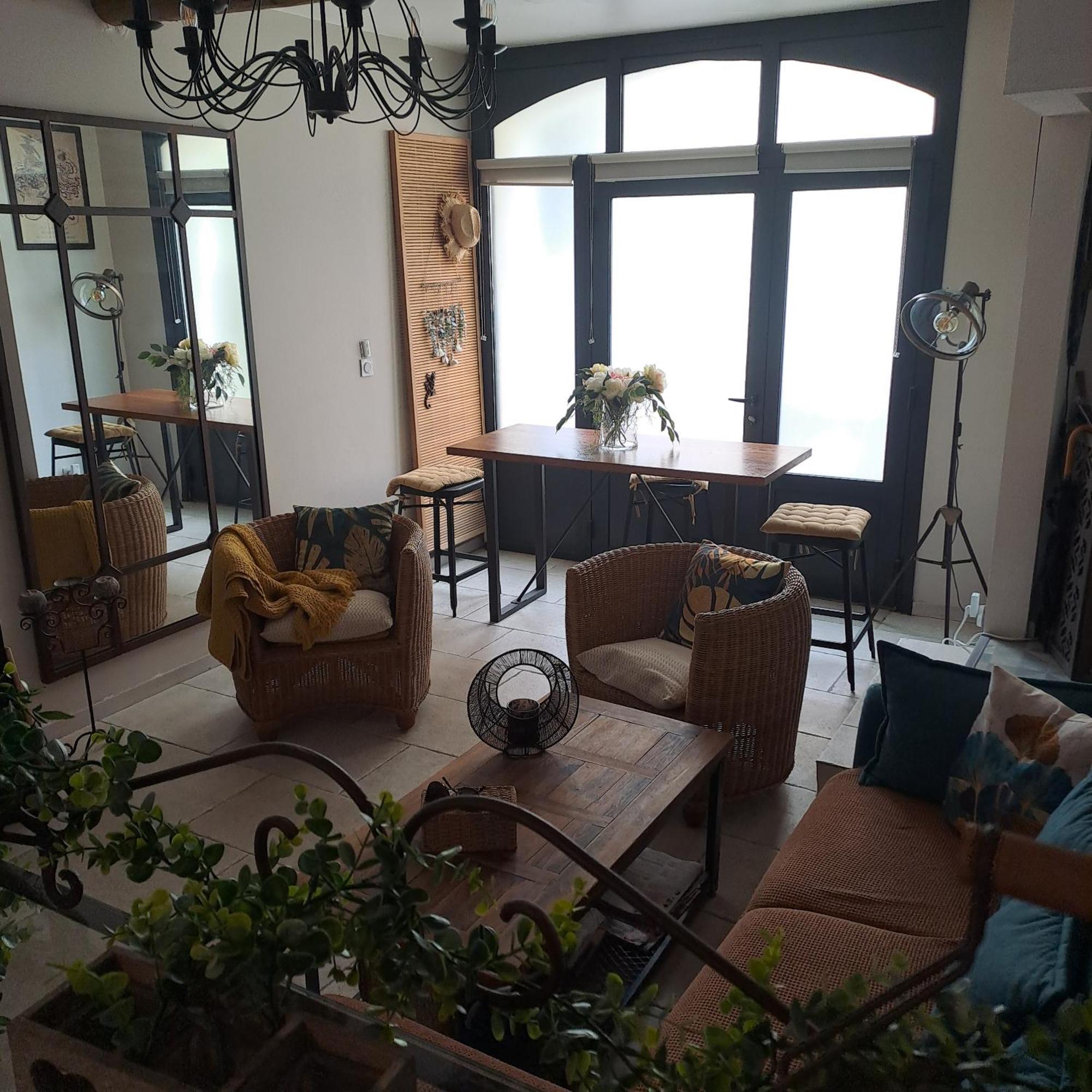Le Petit Patio Bed & Breakfast Aigues-Mortes Dış mekan fotoğraf