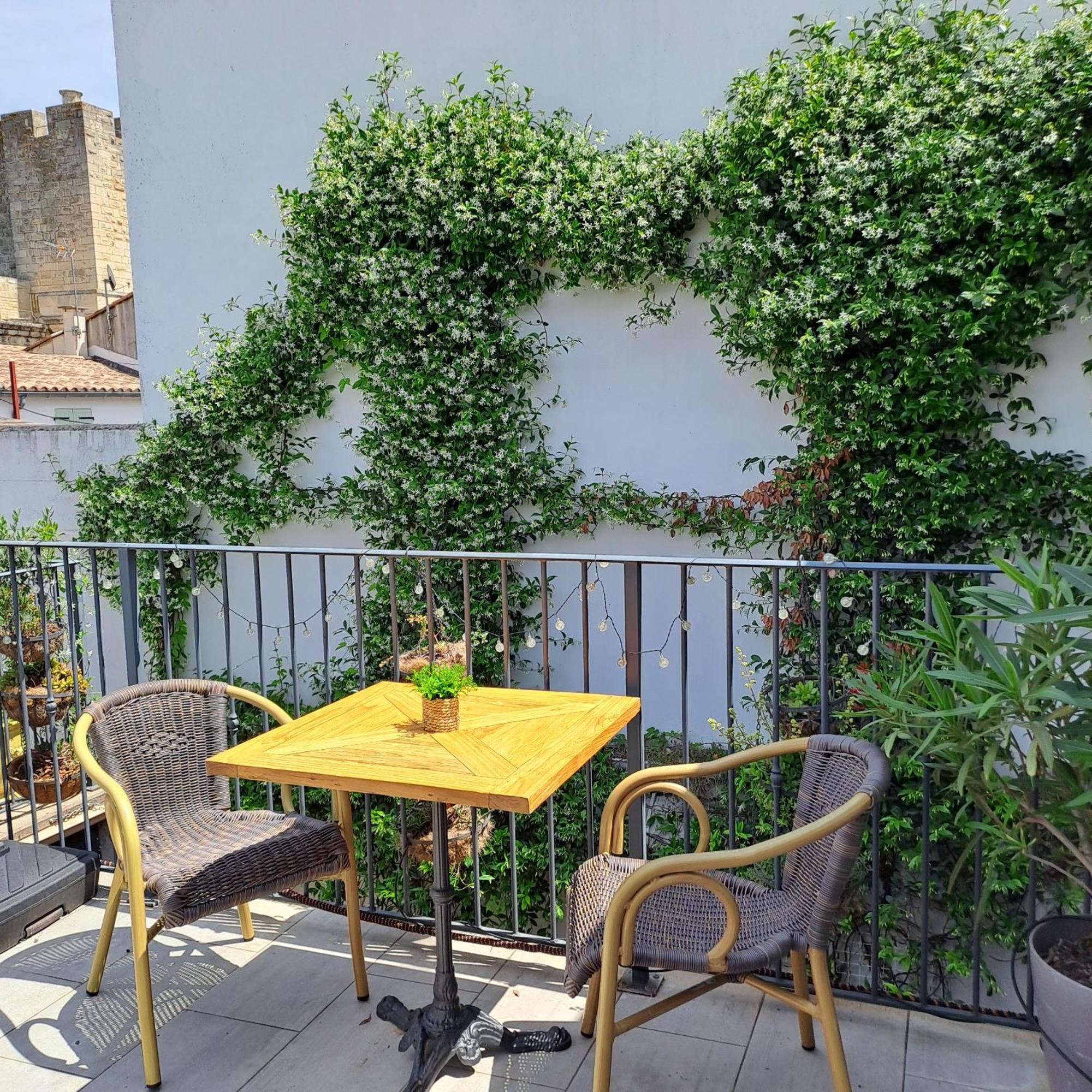 Le Petit Patio Bed & Breakfast Aigues-Mortes Dış mekan fotoğraf